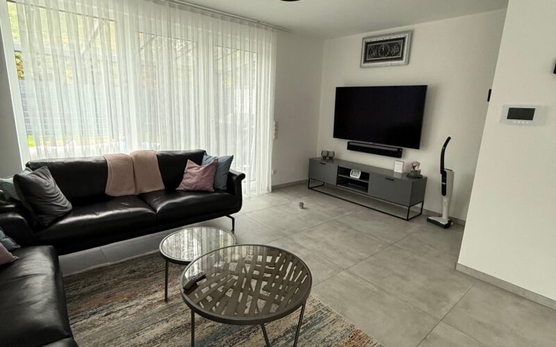 DHH mit Garten in Waldacker