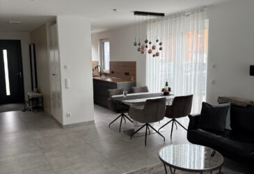 DHH mit Garten in Waldacker