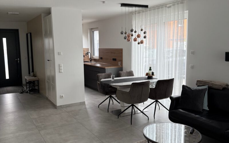 DHH mit Garten in Waldacker